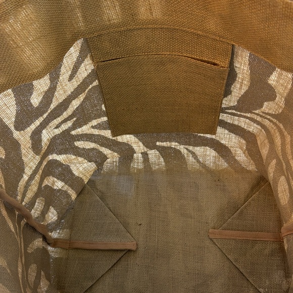 Burlap Zebra Tote Bag - Picture 4 of 7